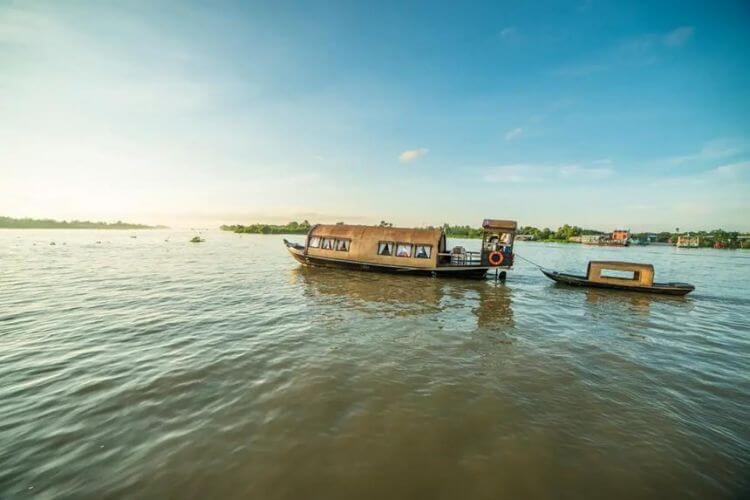 Upstream Deep In The Delta with Song Xanh Sampan 03 Days 02 Nights Cruise